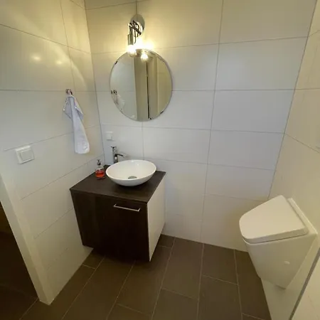 Penthouse Am Radweg Mit Dachterasse