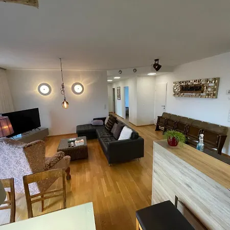 Penthouse Am Radweg Mit Dachterasse Apartamento *