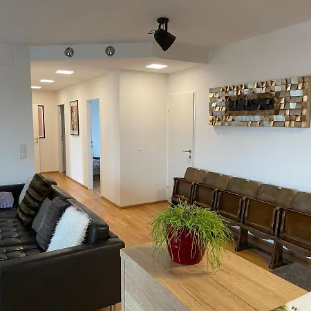 Apartamento Penthouse Am Radweg Mit Dachterasse